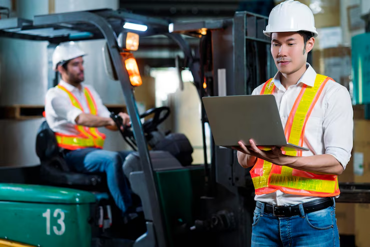 Kỹ thuật viên vận hành xe nâng (EL06) tại Hy Lạp 2025